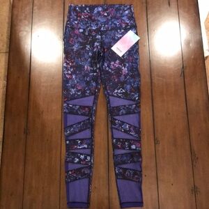 Girls size 14 ivivva leggings *** NEW WITH TAGS***
